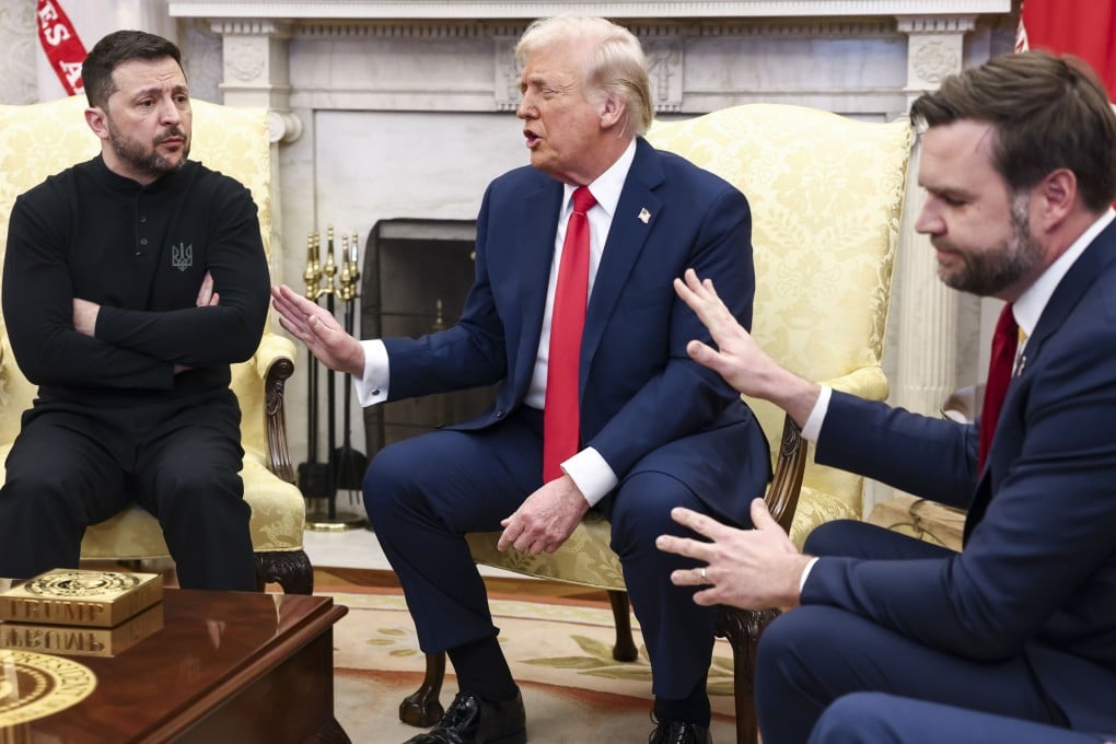 Ukrainian President Volodymyr Zelensky (left) talks with US President Donald Trump (centre) and US Vice President J.D. Vance in the Oval Office on February 28. Photo: EPA-EFE
