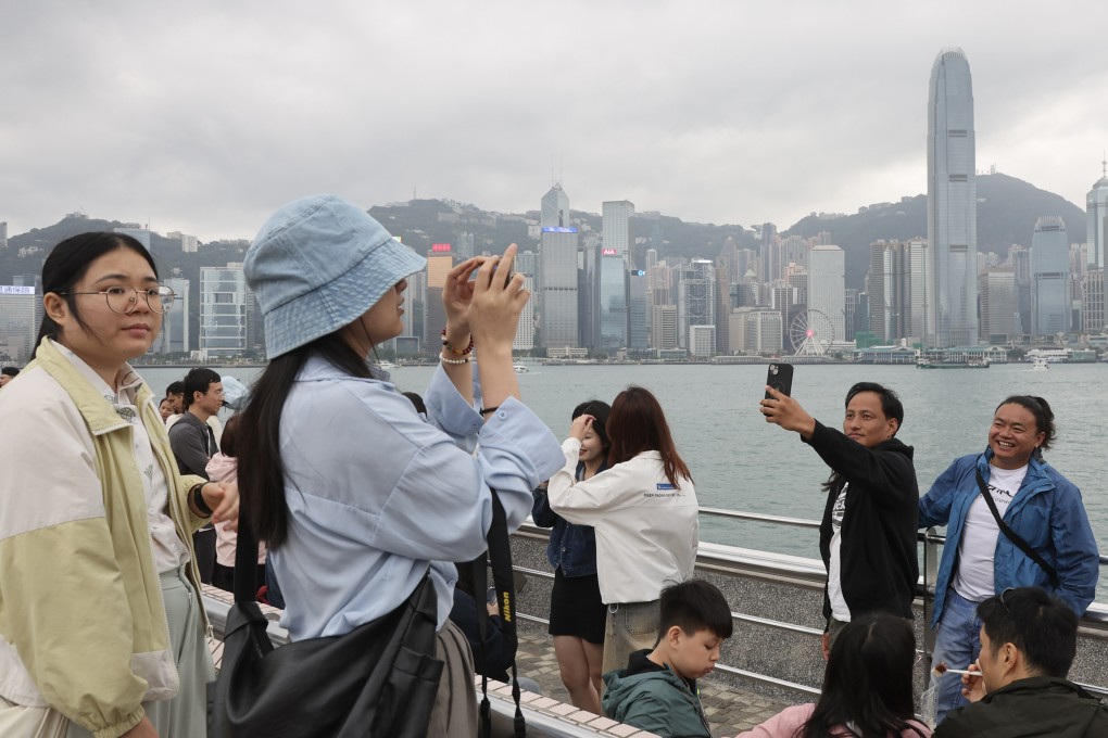 Experts have urged Hong Kong’s tourism sector to adopt new technologies to help it grow. Photo: Edmond So