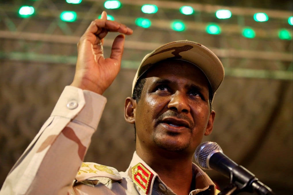 Mohamed Hamdan Dagalo, head of the Rapid Support Forces (RSF), delivers a speech in Khartoum, Sudan, in May 2019. Photo: Reuters
