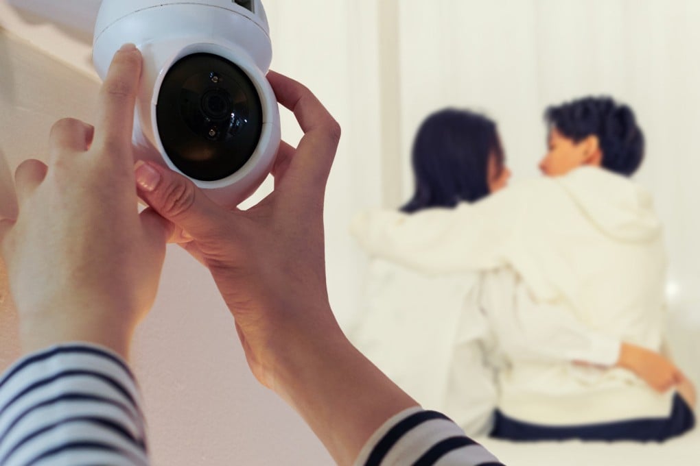 A Chinese woman who filmed her husband’s affair and then shared video footage of it online has been sued by the mistress for compensation. Photo: SCMP composite/Shutterstock