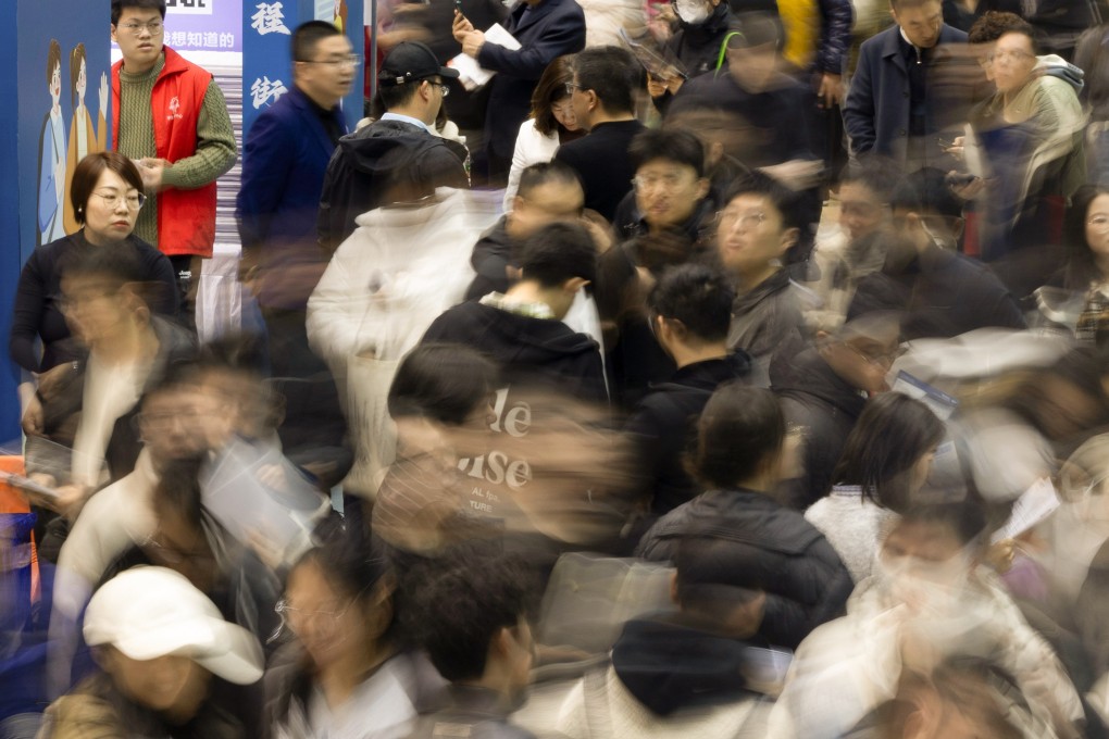 Students flock to a job fair at Harbin Institute of Technology in Harbin, Heilongjiang province, on March 26. Photo: Xinhua