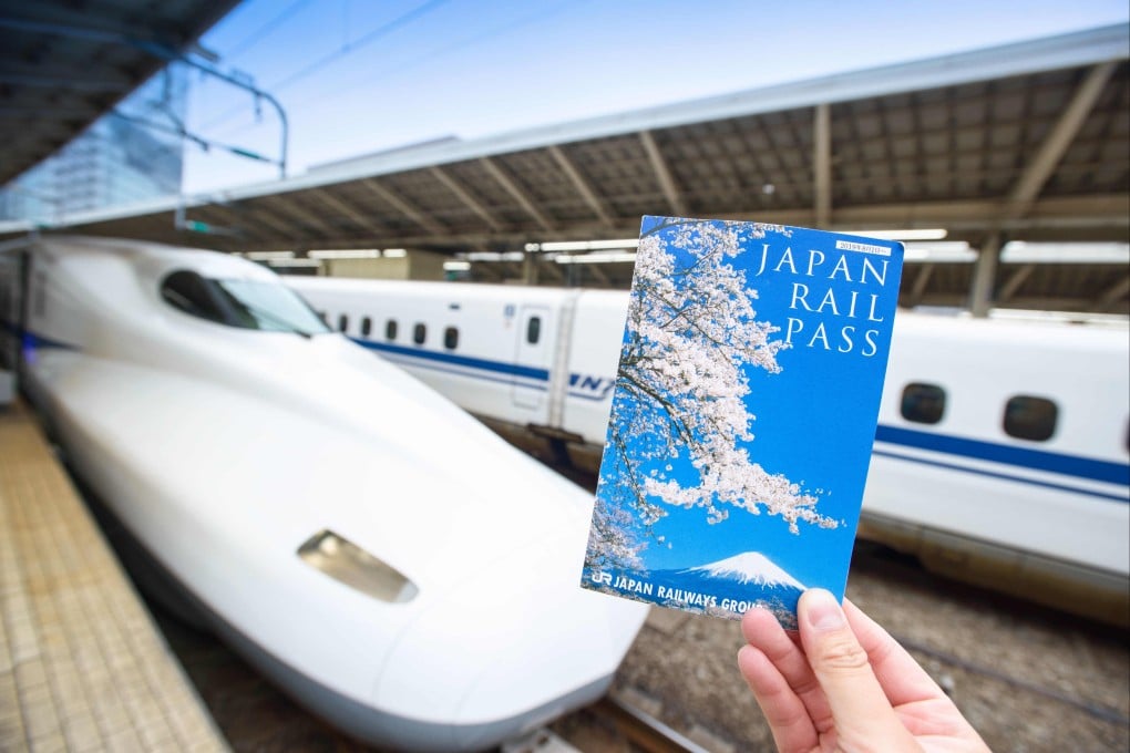 A shinkansen train at Tokyo station, similar to the one that was envisioned for a high-speed rail project in Texas. Photo: Shutterstock