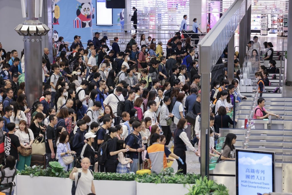 Hong Kong residents made 1.84 million departure trips between Thursday of last week and the second day of the Easter break. Photo: Jelly Tse