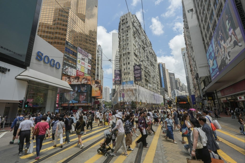 Hong Kong stocks are headed for their best weekly performance since early March. Photo: Sun Yeung