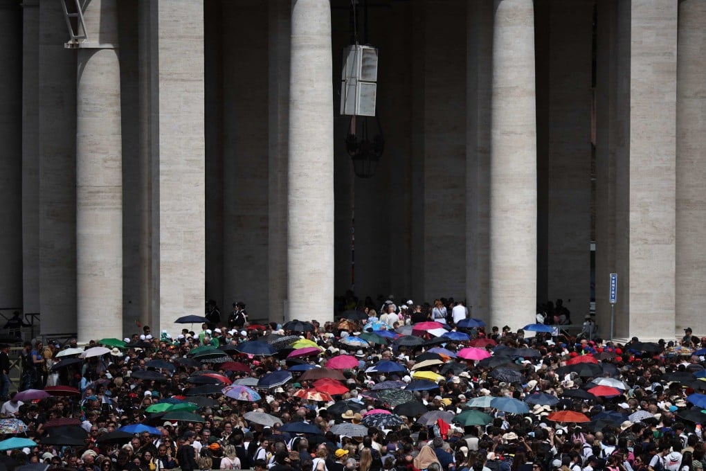 People queue to pay their respects to the late Pope Francis on Friday, the day before his funeral. Photo: AFP