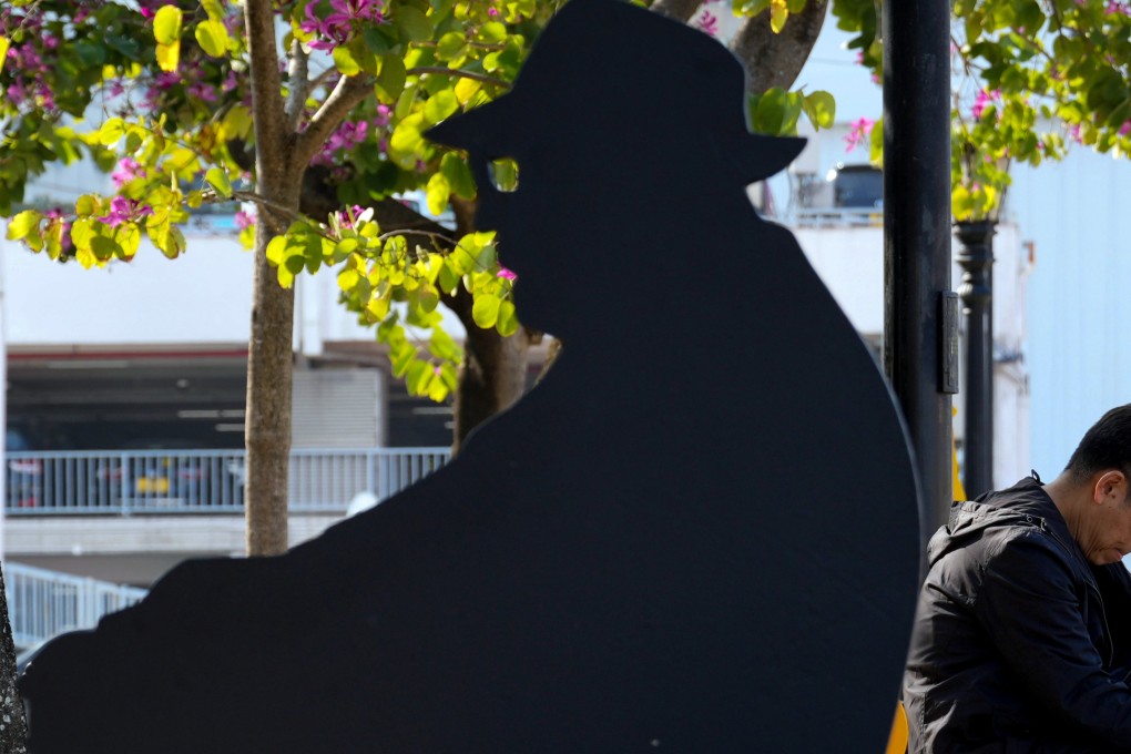 Hong Kong banks need to introduce more criteria to confirm applicants’ identities, experts have said. Photo: May Tse