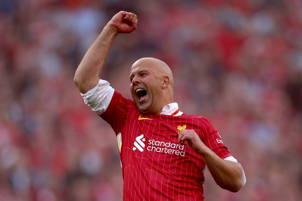 Arne Slot, who took over as manager from Jurgen Klopp last June, became the first Dutchman to win the English Premier League title. Photo: EPA-EFE