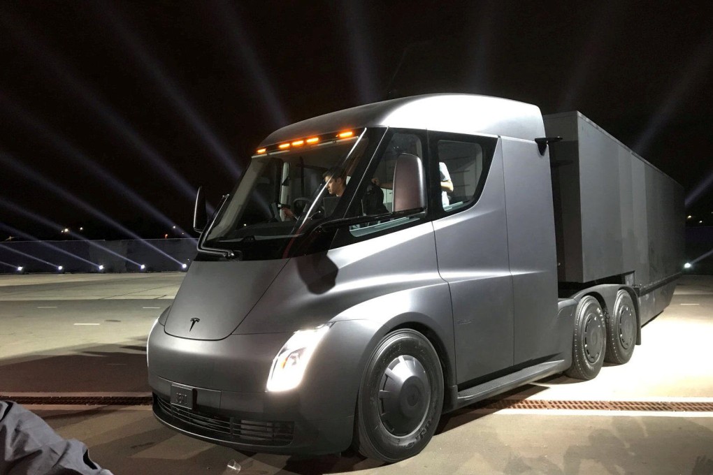 Tesla’s Semi electric truck is unveiled during a presentation in Hawthorn, California, on November 16, 2017. Photo: Reuters