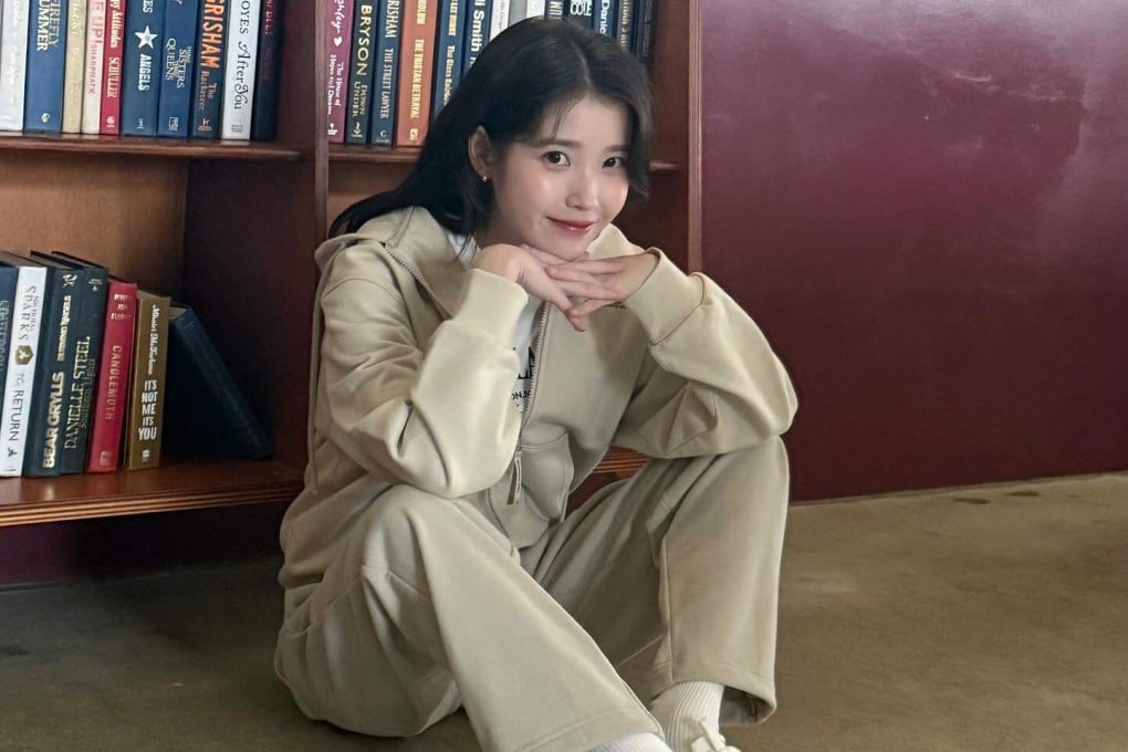 Fans are buzzing over IU’s potential music comeback after she posted a series of selfies online – one in what may be a recording studio. Photo: Instagram/dlwlrma