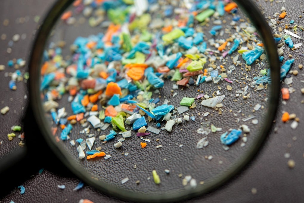 Exposure to phthalate chemical Di(2-ethylhexyl)phthalate, or DEHP, used in everyday household goods and to soften plastic, contributed to more than 356,000 deaths from cardiovascular disease worldwide in 2018, a study shows. Photo: Shutterstock