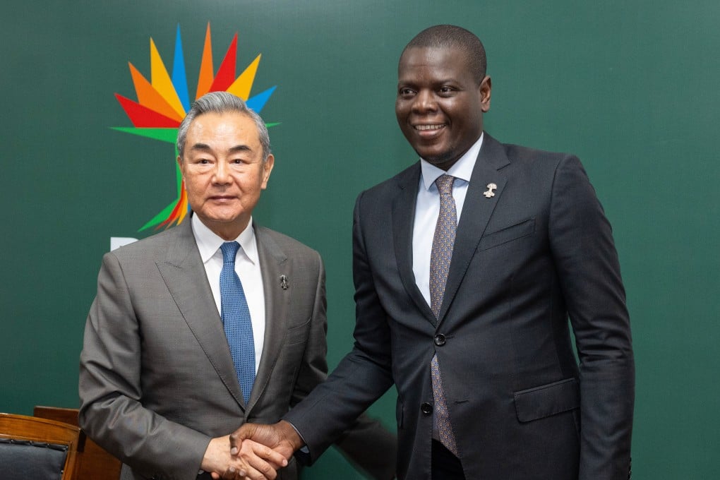 Chinese Foreign Minister Wang Yi meets South African Minister of International Relations and Cooperation Ronald Lamola in Rio de Janeiro, Brazil, on April 29, 2025. Photo: Xinhua