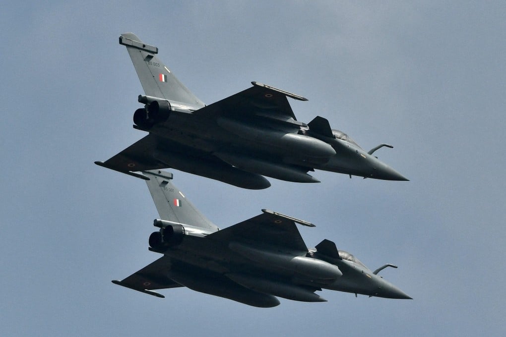 Rafale fighter jets fly past during an air show in India’s Bengaluru in 2021. Photo: Reuters