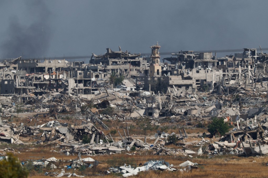 Smoke rises from Gaza, as seen from Israel, May 6, 2025. Photo: Reuters