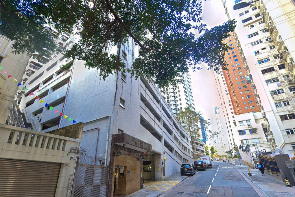 Police are investigating a case of theft at a flat in Dragon Terrace, North Point. Photo: Google Maps