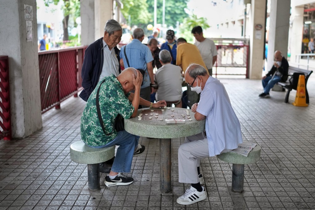 Seniors play chess on Choi Hung Estate in 2023. Photo: Elson LI