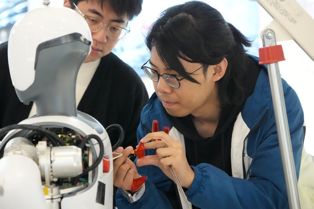 Zhejiang Investasi Besar untuk Jadikan Provinsi Pusat Inovasi AI Global