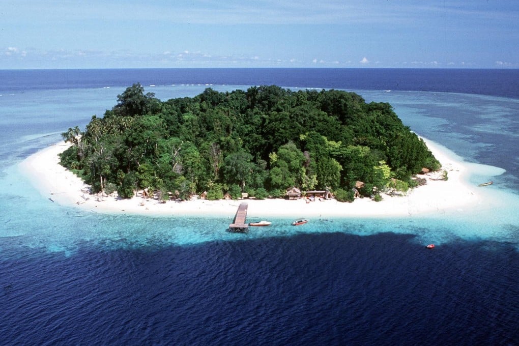 An aerial view shows Malaysia’s Sipadan Island, a world-renowned diving spot located about 30km (19 miles) off the coast of Sabah state. Photo: Reuters