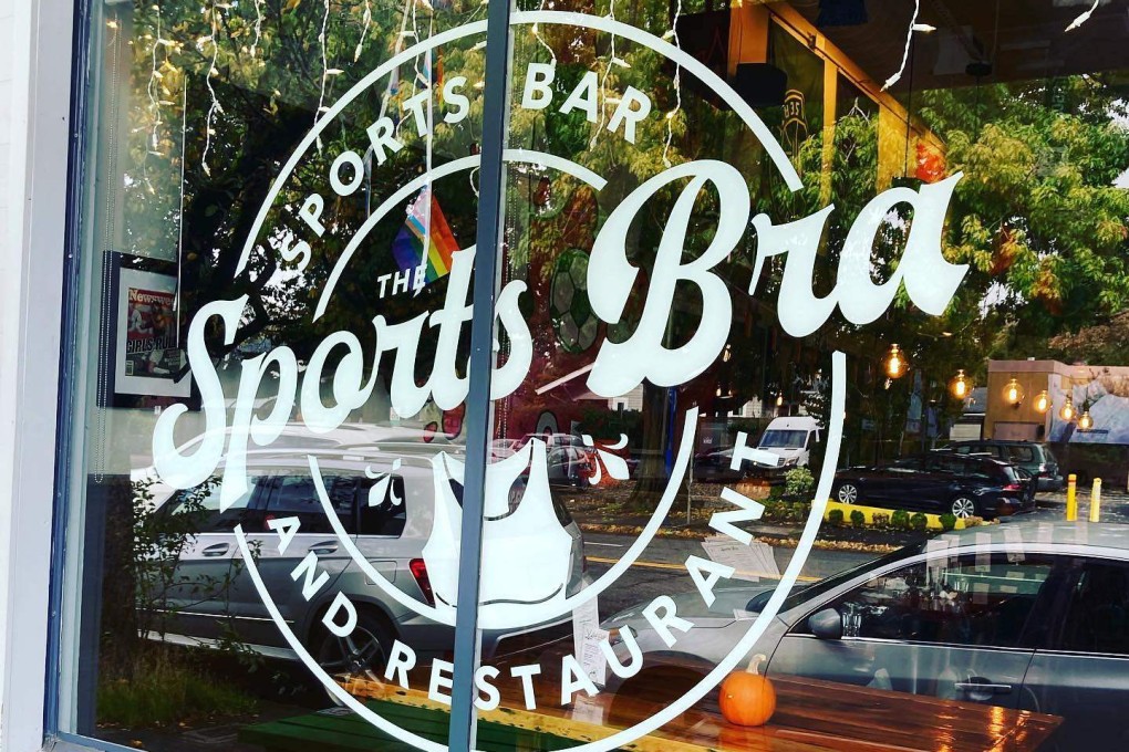 The Sports Bra is a pioneering bar in Portland, in the US state of Oregon, dedicated to women’s sport, as interest in it seems to be growing. Photo: Instagram/stackofsuitcases