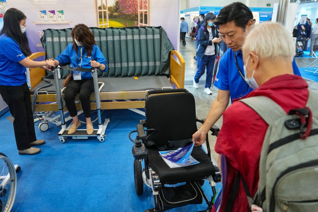 The number of people aged 65 and above in Hong Kong is expected to increase from 1.64 million in 2023 to 2.67 million in 2043, accounting for about 35 per cent of the population, according to official projections. Photo: Elson Li