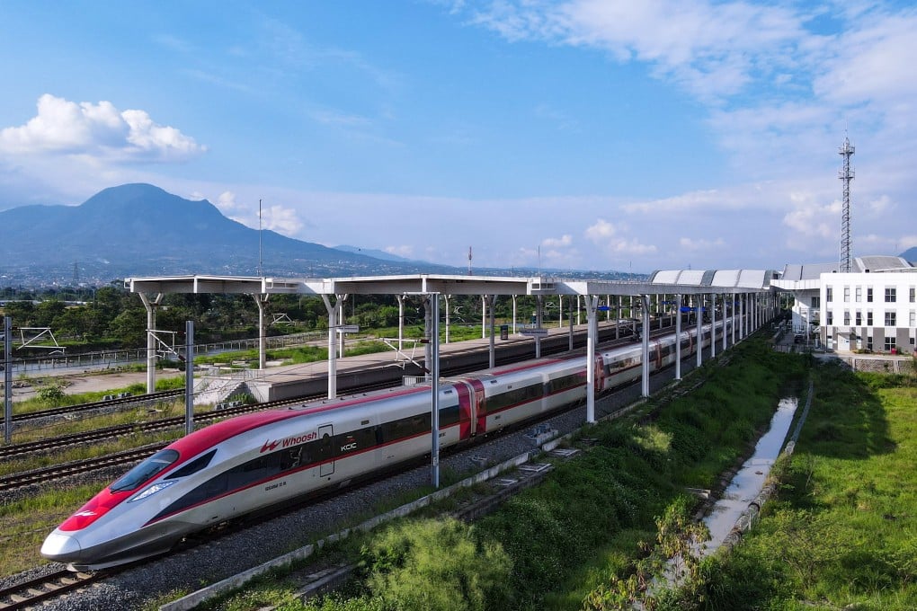 A high-speed train leaves Tegalluar Station on the Jakarta-Bandung “Whoosh” railway line in Indonesia on May 20. Photo: Xinhua
