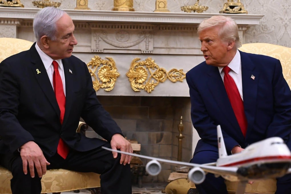 Israeli Prime Minister Benjamin Netanyahu (left) meets US President Donald Trump in the White House last month. Photo: Avi Ohayon/GPO/dpa
