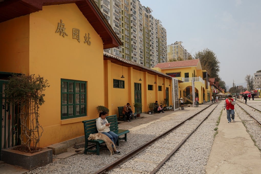Around Mayuan Station, buildings have been reconstructed in the colonial style. Photo: Thomas Bird