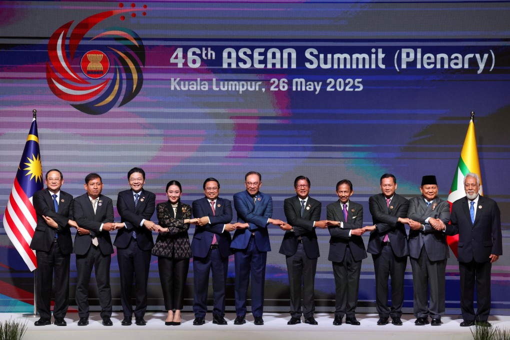 Malaysian Prime Minister Anwar Ibrahim (centre) and other Asean heads of government, heads of state and representatives – including Xanana Gusmao (far right), the prime minister of incoming Asean member Timor-Leste – pose for a photo at the Asean Summit in Kuala Lumpur on May 26. Photo: Reuters