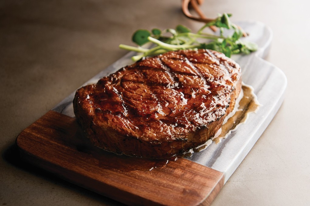 Morton’s The Steakhouse is offering two special steaks for Father’s Day 2025 in Hong Kong, including this 16oz dry-aged rib-eye, served with thick-cut onion rings and black truffle aioli. Photo: Morton’s The Steakhouse