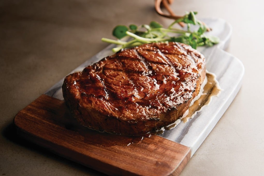 Morton’s The Steakhouse is offering two special steaks for Father’s Day 2025 in Hong Kong, including this 16oz dry-aged rib-eye, served with thick-cut onion rings and black truffle aioli. Photo: Morton’s The Steakhouse