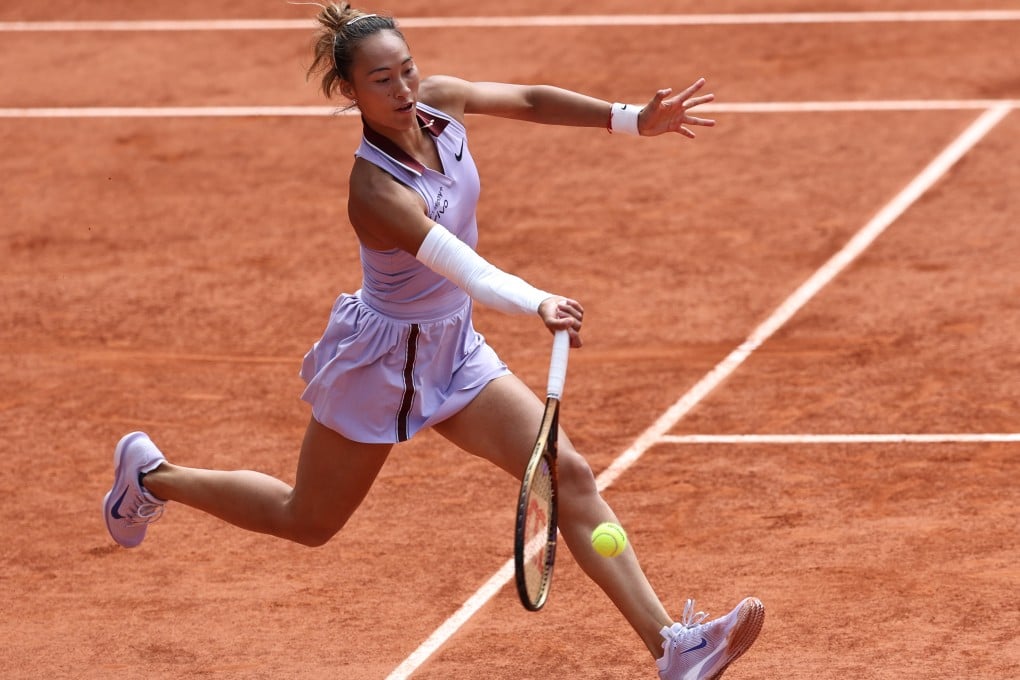 Zheng Qinwen hits a return during her French Open quarter-final defeat to Aryna Sabalenka. Photo: Xinhua
