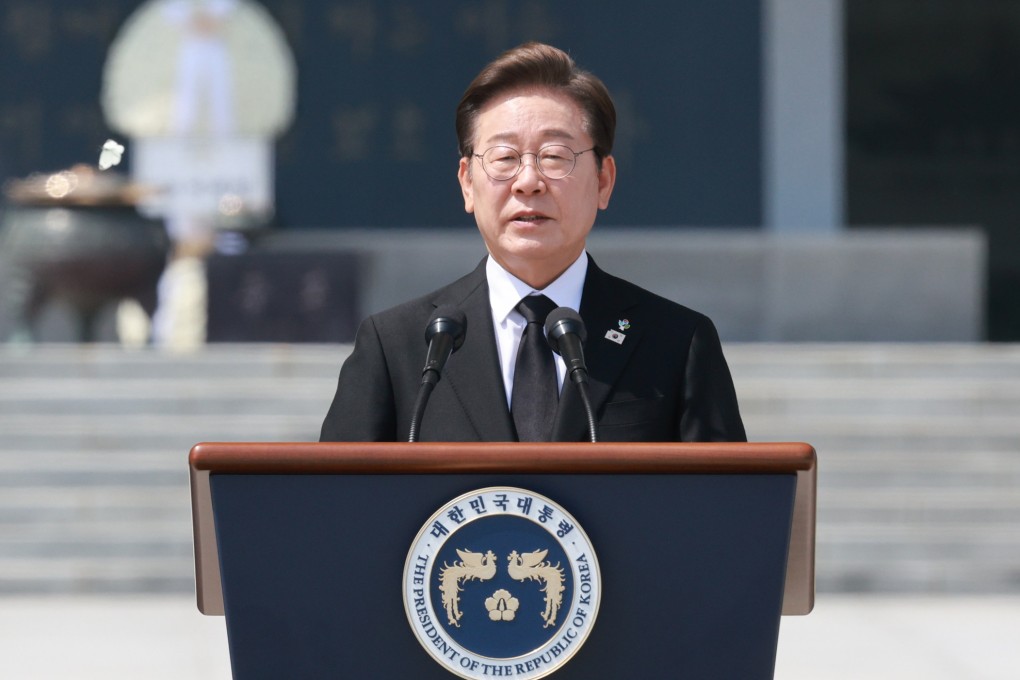 South Korean President Lee Jae-myung delivers a speech during a Memorial Day ceremony at Seoul National Cemetery on Friday. Photo: dpa