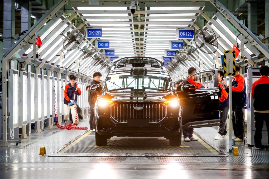 Geely Hentikan Pembangunan Pabrik Baru dan Fokus Kembangkan Teknologi