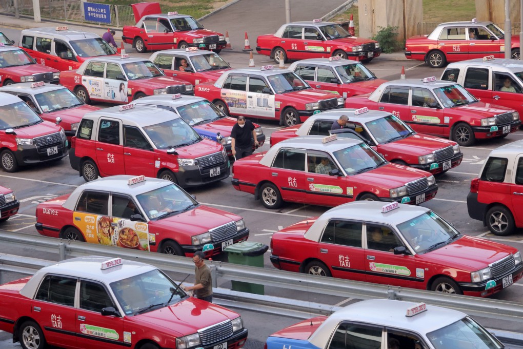 Taxi industry leaders earlier proposed that the government repurchase licences that have depreciated due to competition from online ride-hailing services. Photo: May Tse