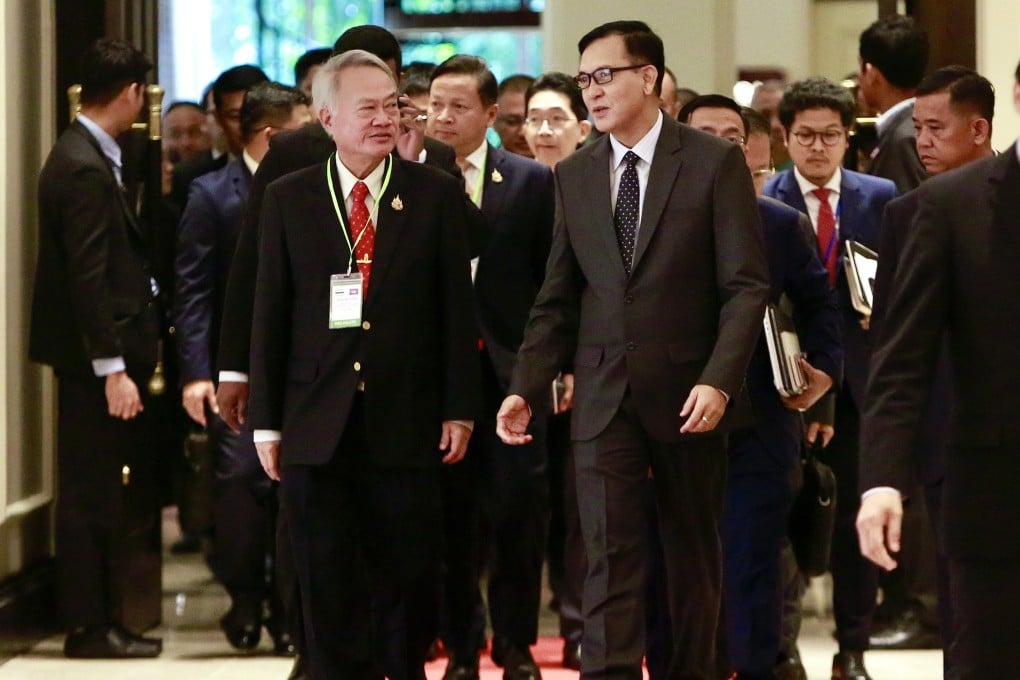 Cambodia’s Minister in charge of State Secretariat of Border Affairs Lam Chea (centre-right) speaks with Thailand’s Border Affairs Advisor to the Ministry of Foreign Affairs Prasas Prasasvinitchai (centre-left) during a meeting as part of the 6th meeting of the Cambodia-Thailand Joint Boundary Commission (JBC), in Phnom Penh, Cambodia, on Saturday. Photo: EPA-EFE