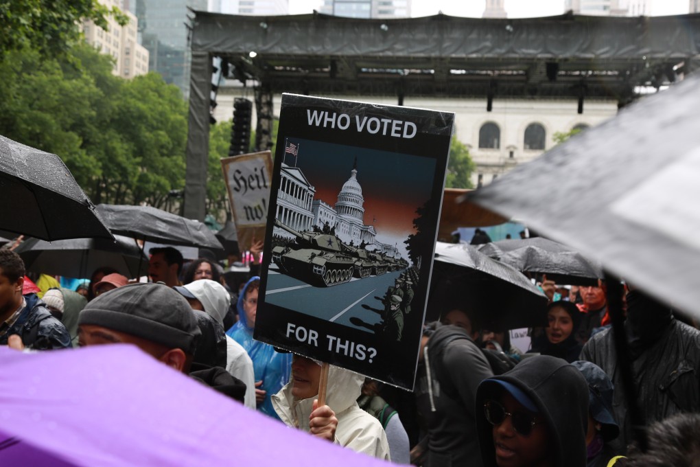 People attend a “No Kings” protest in Manhattan, New York City, on June 14 as President Donald Trump hosted a military parade in Washington, DC, to mark the Army’s 250th anniversary. Photo: Xinhua
