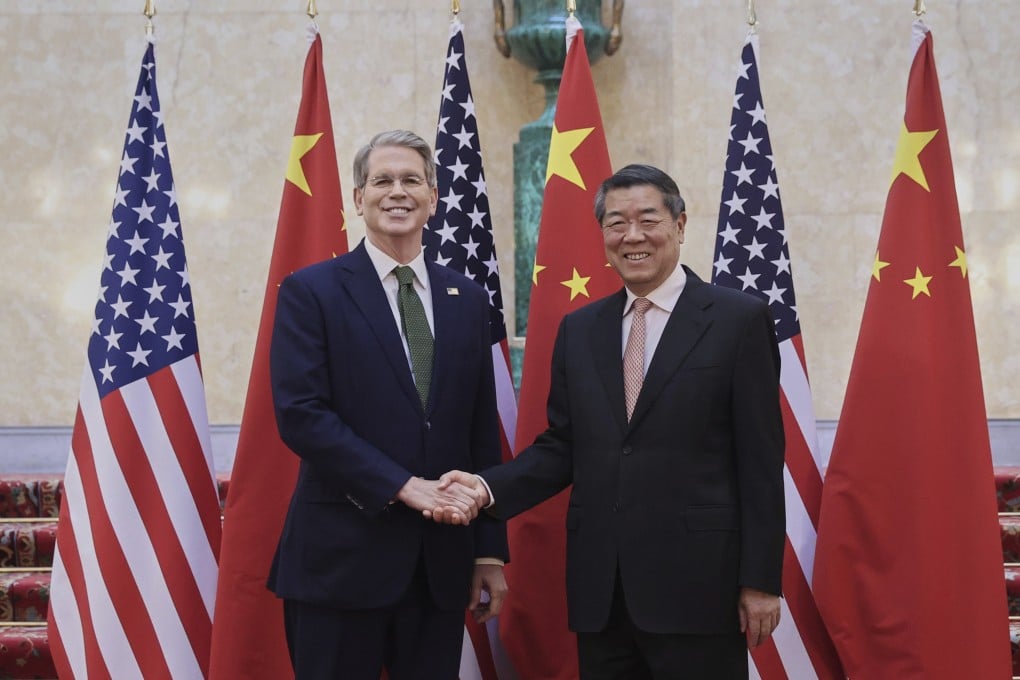 Chinese Vice-Premier He Lifeng (right) shakes hands with US Treasury Secretary Scott Bessent before their meeting to discuss China-US trade in London last week. Photo: AP