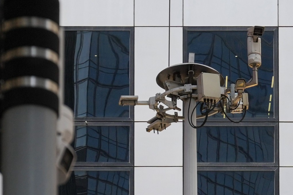 A surveillance camera installed at the intersection of Pedder Street and Queen’s Road Central. Photo: May Tse