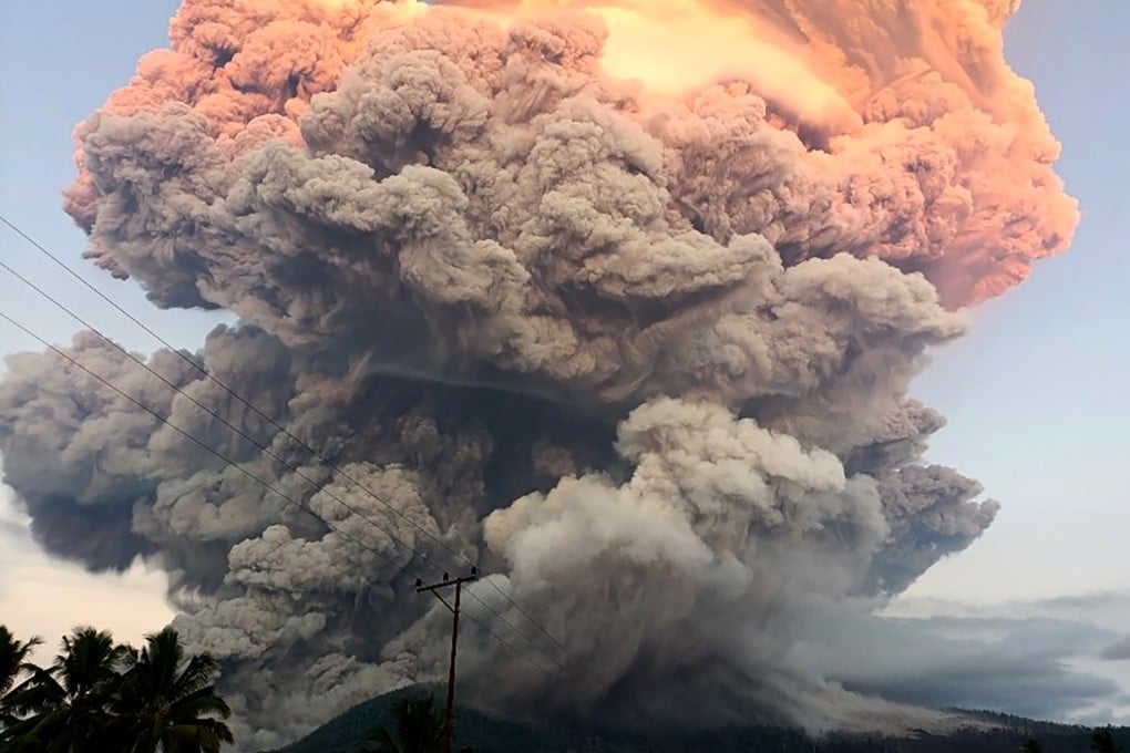 Mount Lewotobi Laki-Laki erupts on Tuesday, spewing ash high into the sky. Photo: Indonesia’s Centre for Volcanology and Geological Hazard Mitigation/Xinhua