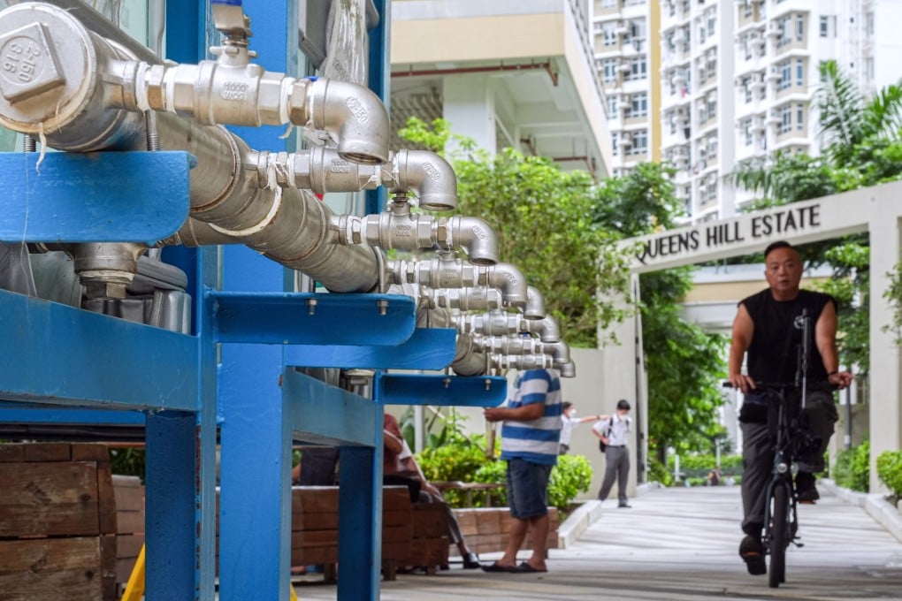 A temporary drinking water tank at Queen’s Hill Estate in Fanling. Photo: Eugene Lee