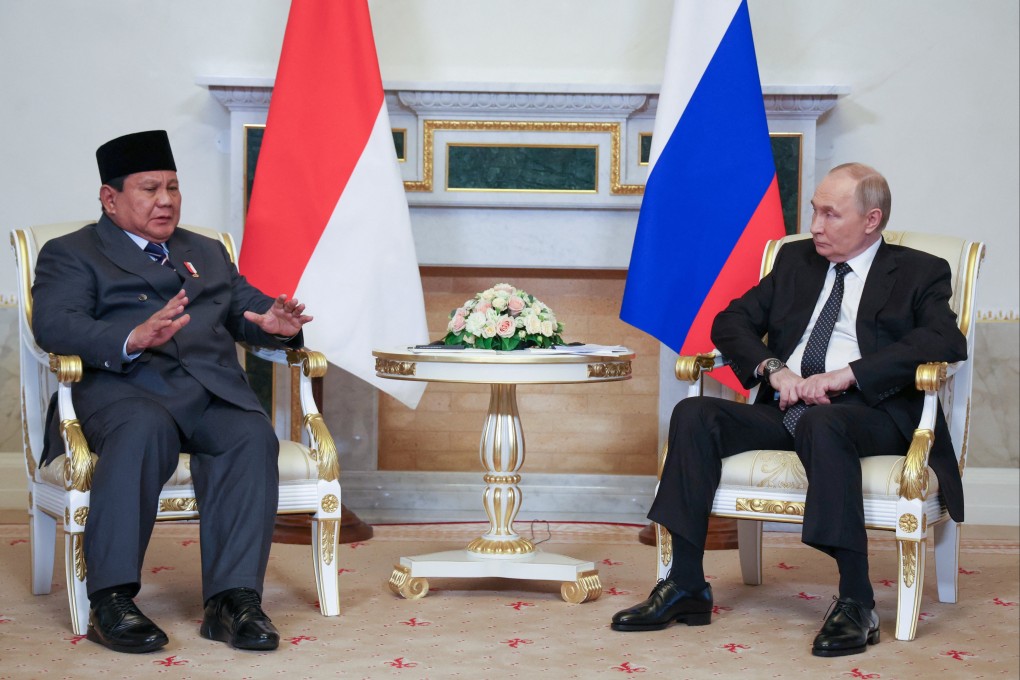 Indonesian President Prabowo Subianto meets Russian President Vladimir Putin in St Petersburg on Thursday. Photo: Sputnik via Reuters