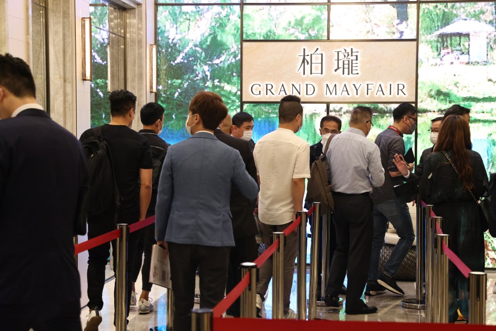 Buyers flock to buy flats on offer at Grand Mayfair in Yuen Long in May 2022. Photo: K.Y. Cheng