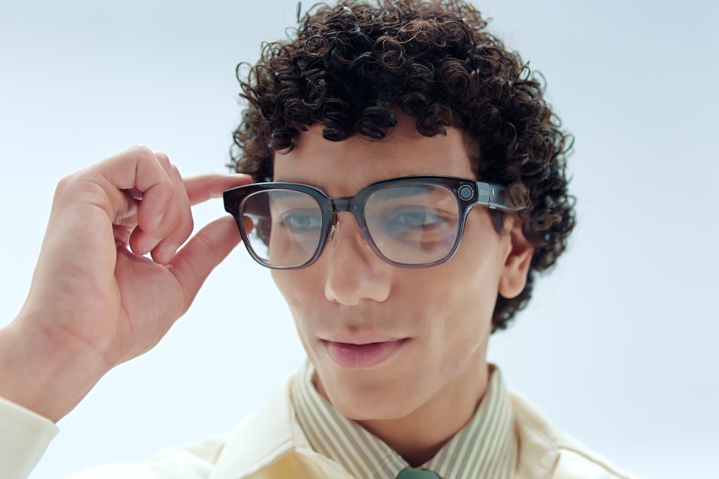 With mobile payments functionality, AI-powered smart glasses are expected to see increased adoption worldwide. Photo: Handout