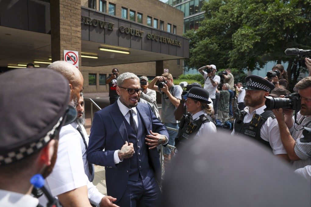 US singer Chris Brown leaves Southwark Crown Court in London on Friday. Photo: EPA-EFE