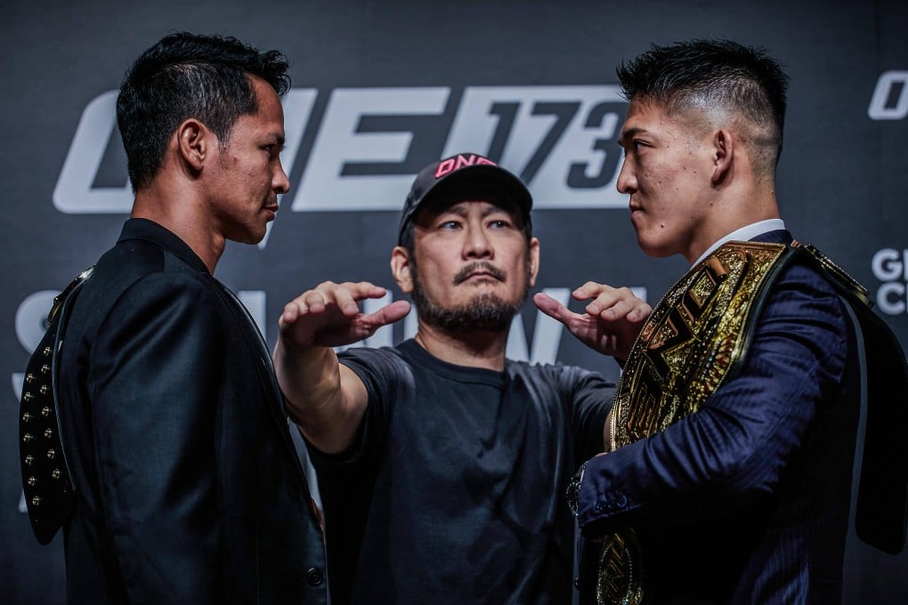 Thailand’s Superbon Singha Mawyn (left) faces off against Japan’s Masaki Noiri at a press event to announce their kickboxing title fight at ONE 173 in Tokyo. Photo: ONE Championship