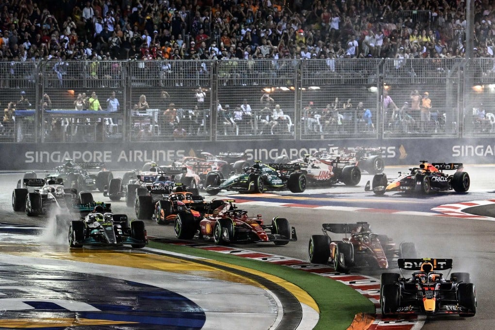 A race starts on the Marina Bay Street Circuit at the Formula One Singapore Grand Prix in 2022. Photo: AFP