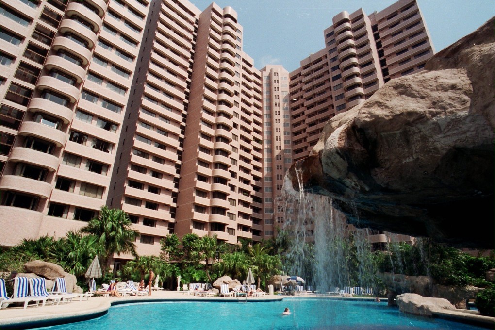 Parkview, luxury residential blocks on Tai Tam Reservoir Road of Hong Kong Island, on October 20, 1995. Photo: Handout