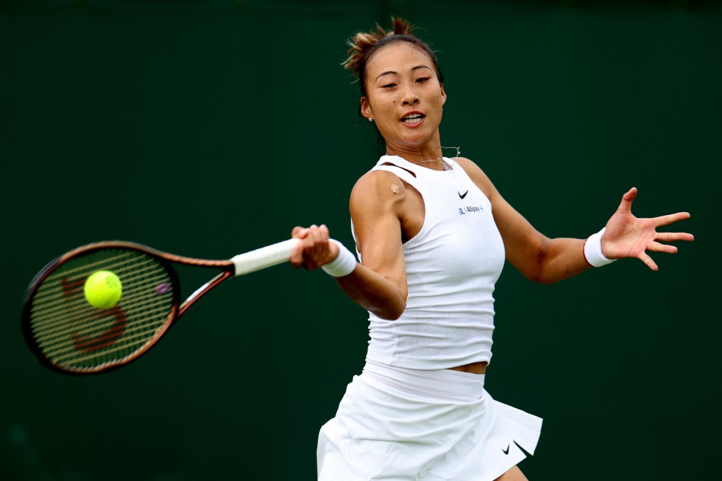 Zheng Qinwen in action at Wimbledon last year. Photo: Xinhua