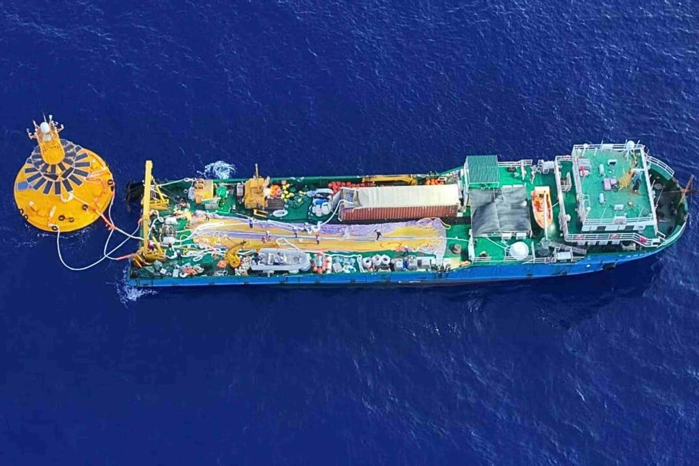 Platform Terapung Canggih Pantau Cuaca dan Laut di Laut China Selatan