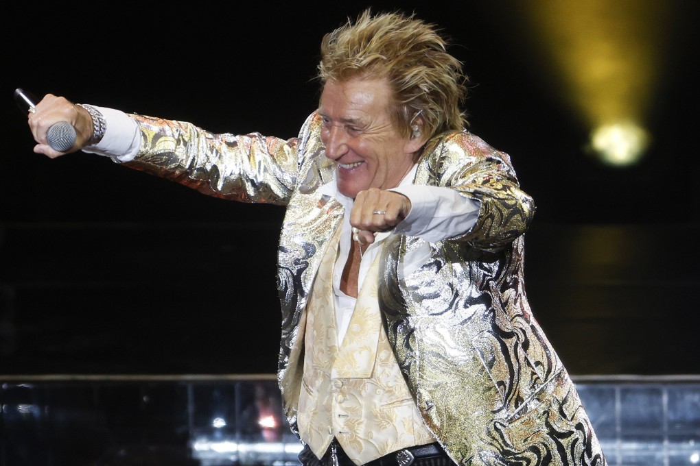 Rod Stewart performs at Shoreline Amphitheatre in California. Photo: TNS