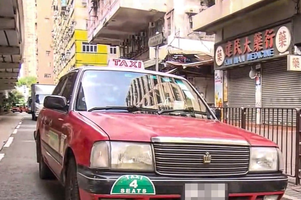 The driver reported the incident to police and chased after the suspect. Photo: NowTV News